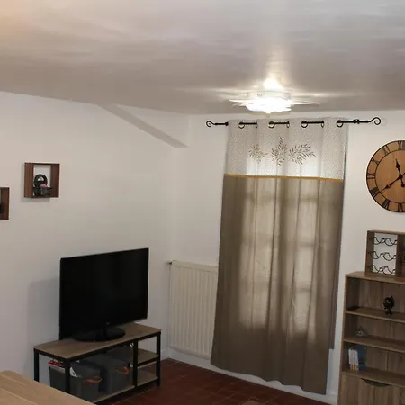 Bel T2 Apartment